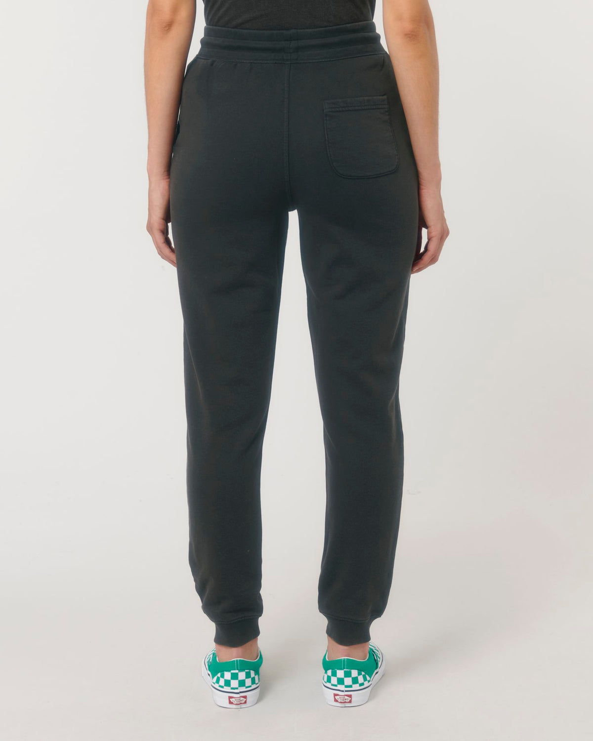 #color_g-dyed-black-rock